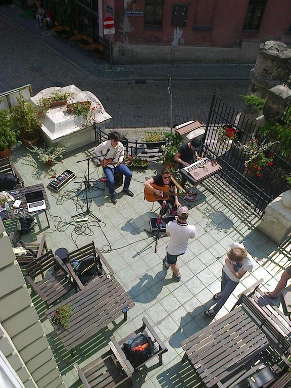 Hill Inn Poznań Buitenkant foto