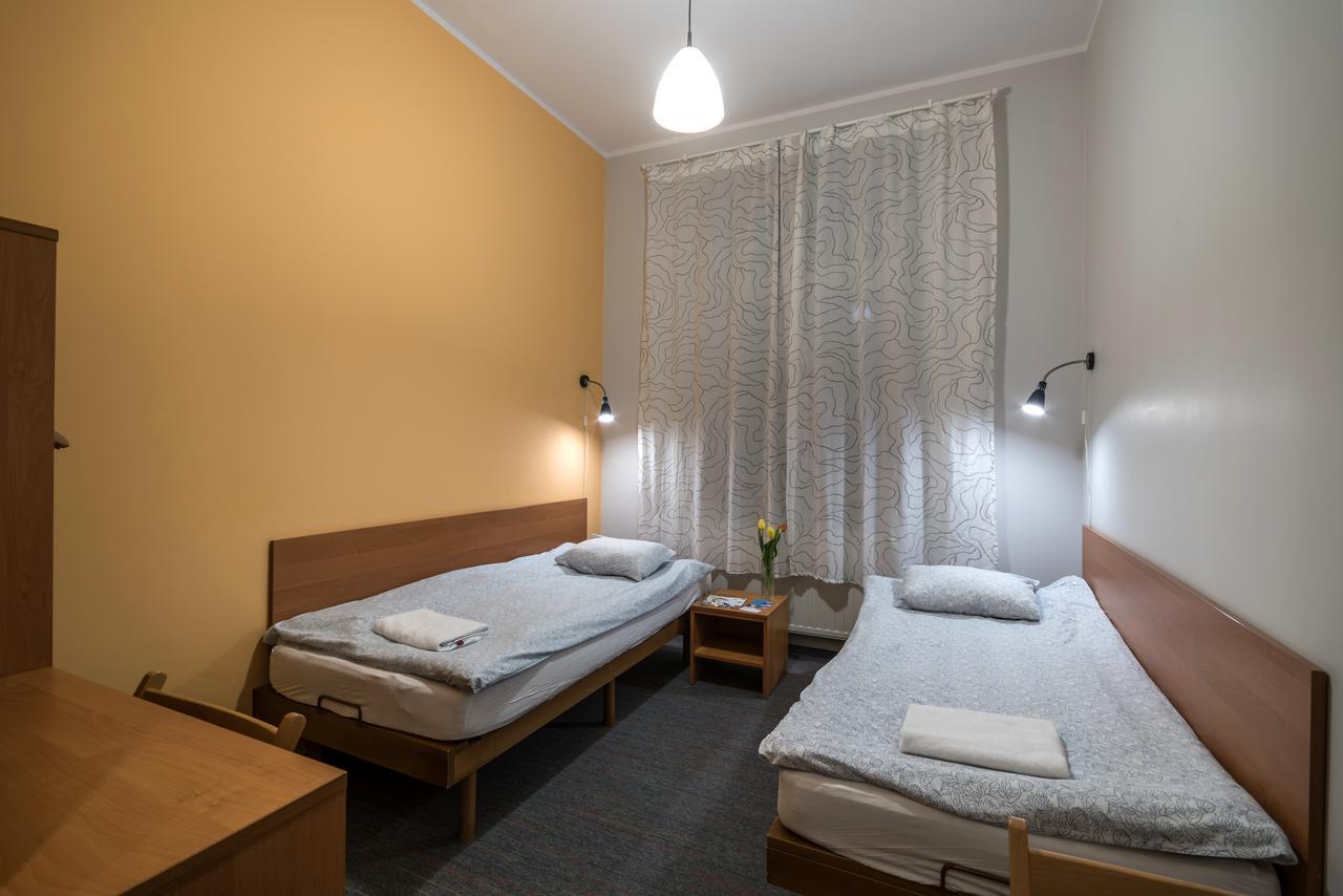 Hill Inn Poznań Buitenkant foto