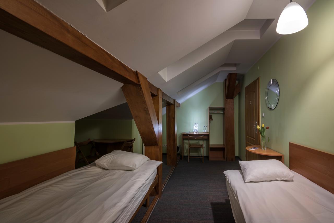 Hill Inn Poznań Buitenkant foto